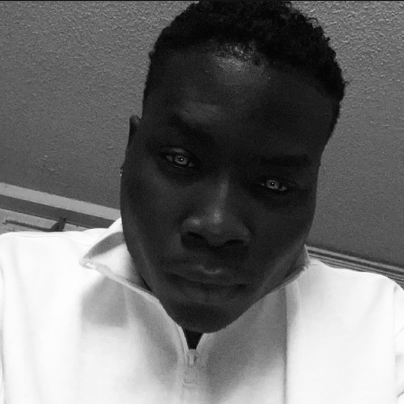 Meet your Posher, Vince - Picture 1 of 1